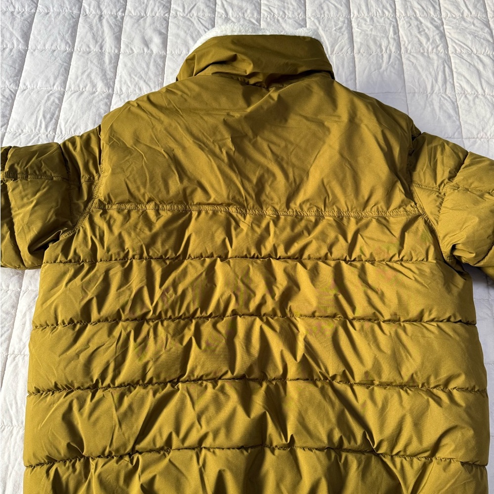 Universal Thread Puffer Jacket - Picture 2 of 3